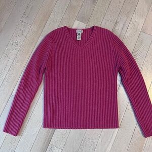Vintage L.L. Bean 100% Merino Wool Ribbed V-Neck Sweater Women’s M - Woolmark